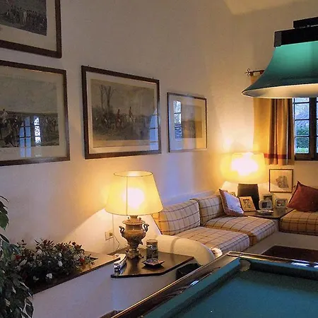 Sleeps 6 With Air Con Stresa