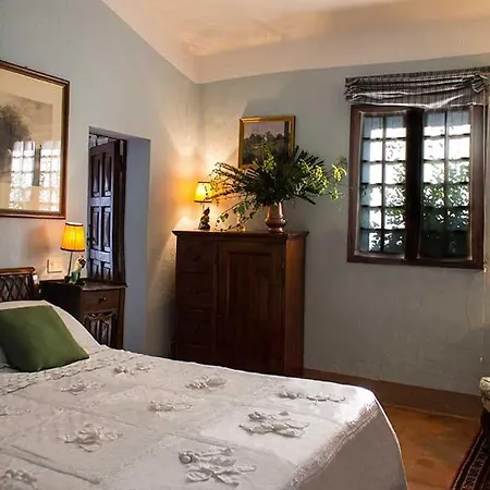Villa Sleeps 6 With Air Con *